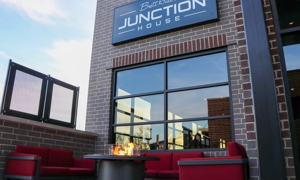 Brett Hull’s Junction House