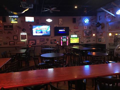Moudy’s Bar & Grill