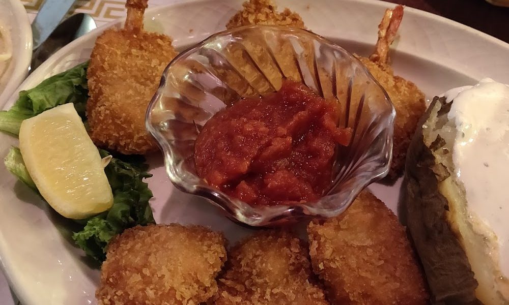 Pio’s Restaurant and Cocktail Lounge