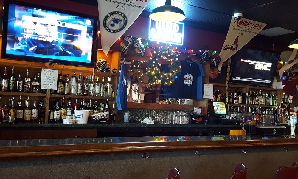 Rookies Bar & Grill