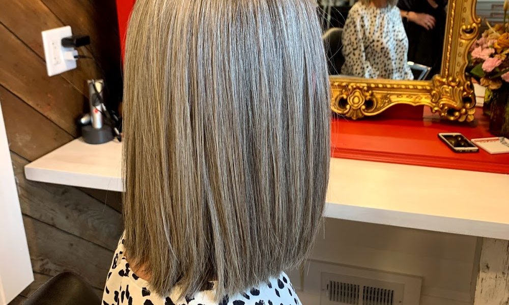 The Red Beauty Salon