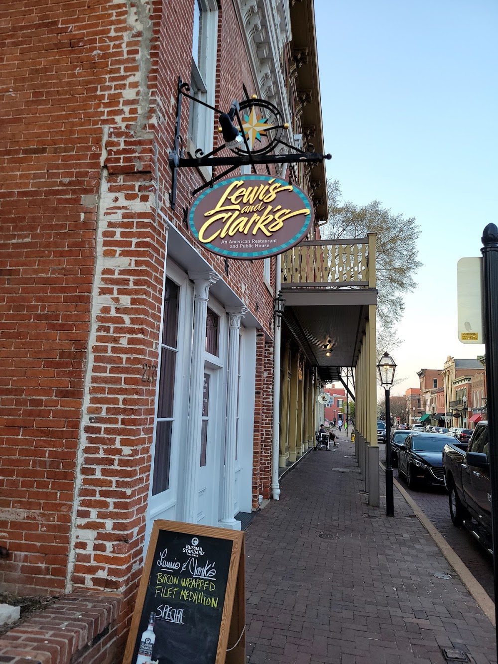 Lewis & Clark’s Restaurant